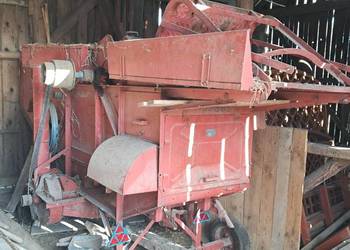 Zabytkowa młocarnia MZC-4B "Lubelka"