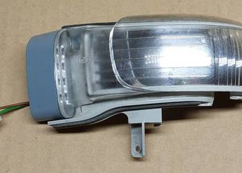 KIERUNKOWSKAZ LUSTERKA PRAWY VW TOURAN 1T0949102A