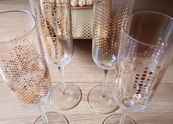 Kieliszki do szampana