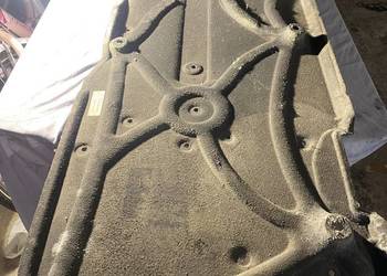 Osłona podwozia Mercedes A212 680 0409