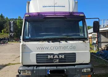 MAN  LE  8-180 2004r.  PRZEBIEG 670 TKM