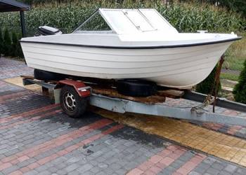 Łódź wędkarska z silnikiem 40 km i przyczepką