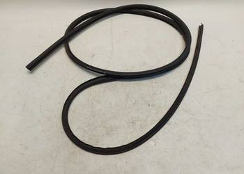 PEUGEOT 508 II Uszczelka maski 9830525680