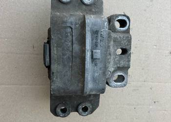 Łapa poduszka touran 1k0199555L