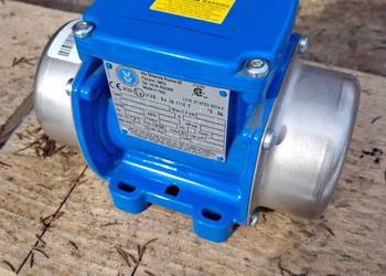 Nowy silnik wibracyjny Venanzetti 0,17kW 3000 obr/min  ATEX