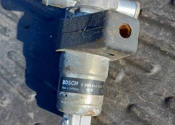 Silniczek krokowy biegu jałowego Saab 900 9-3 2,0 benzyna