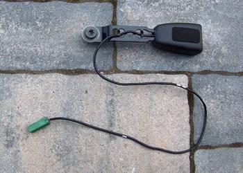 Zatrzask pasa bezpieczeństwa fotela przedniego Volvo S40 / V50 2004-2011