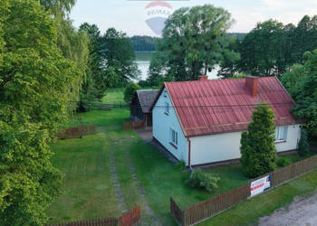 Dom rekreacyjny nad jeziorem – natura i spokój