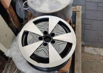 Felgi aluminiowe audi 17" NOWE