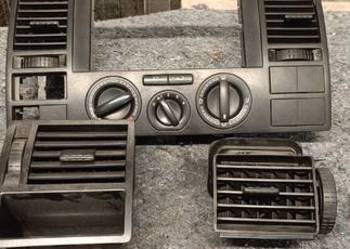Panel Klimatyzacji/Ramka VW T5