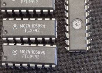 MC74HC589 rejedtr przesuwny progr. MC74HC589N Motorola