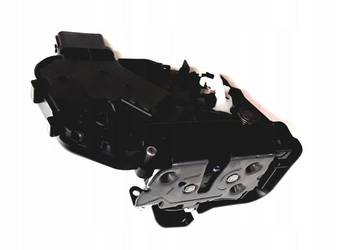 VOLVO V70 XC70 XC60 zamek drzwi tylny prawy OE