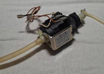 Grzałka i pompa wody do ekspresu Krups. Cena za komplet.