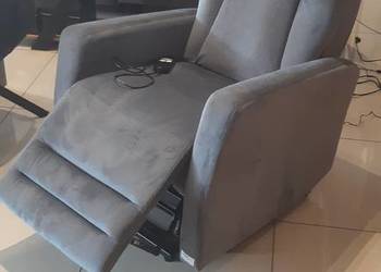 Fotel ADONIS  z funkcją pionizacji +RELAX