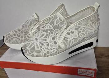 buty sportowe damskie koronka roz39