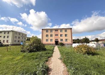 Atrakcyjne 2-pokojowe mieszkanie z 3 garażami i piwnicą! – Głogowa