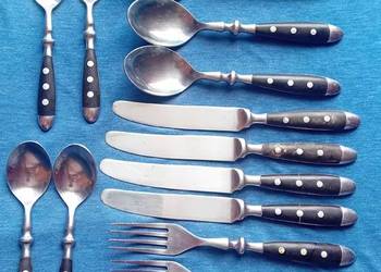 Zestaw sztućców z bakelitowymi obsadkami. Niemcy, II połowa XX w.