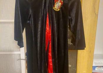 Chłopięca pelerynka na bal z motywem Harry'ego Pottera na 7-8 lat