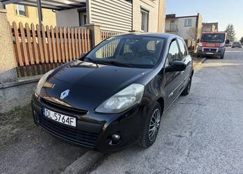 Renault Clio III FL 2010 • 1.2 16V • 75 KM • 5 drzwi • 203 tys. km • 10 000