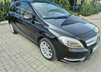 Mercedes B 200 brązowe skóry/ Harman Kardon/el. + pamięć foteli/ SERWIS W2…
