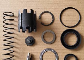 Zestaw naprawczy pompy hamulcowej Ł-34 Ł-534 HSW Dressta 423-01-0001 Zestaw naprawczy pompy hamulcowej Ł-34 Ł-534 HSW Dressta 423-01-0001