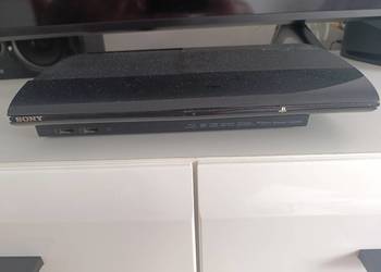 syndyk sprzeda Playstation 3 z 20 grami i padem