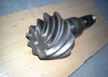 wałek wał atakujący mostu most Mercedes 6023531110 W463