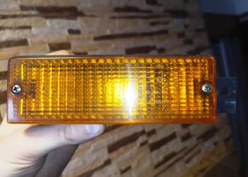 BMW serii 3 (E30) - lampa kierunkowskaz światło kierunek migacz Sidler