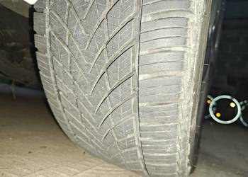 Opony wielosezonowe 235/45R18