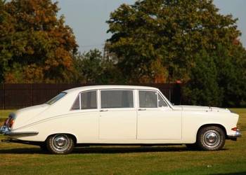 Daimler 420 Limousine z 1971 roku.
