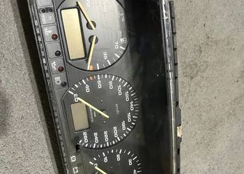Volkswagen PASSAT B3 Licznik / 81117682  357919033ft ag