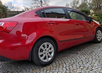 KIA RIO zinst gaz. KIA RIO zinst gaz.