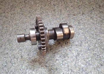 WAŁEK GŁOWICY ROZRZĄDU CAGIVA 600 W 16 95R