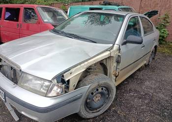 Skoda Octavia 1 silnik 1.6 8V 75KM.kod-AEE