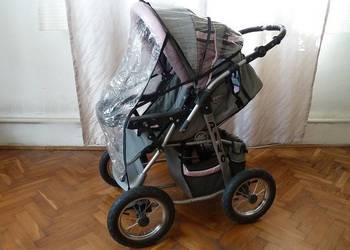 Wózek PIKO z osłoną przeciwdeszczową. re