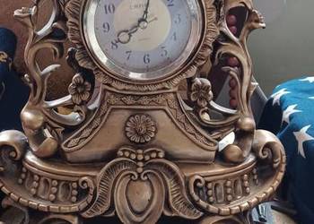 DWA ZEGARY KOMIKOWE pOLSKIE NIE WIADOMO CZY SPRAWNE 1 NIE MA SZYBKI W TARCZ