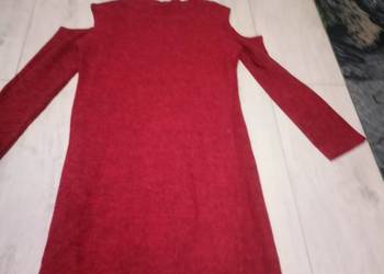 Bordowa sukienka sweterkowa MINI z odkrytymi ramionami COLD SHOULDER M / 38