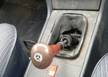 Gałka zmiany biegów z wybierakiem Mercedes w123 manual drewno