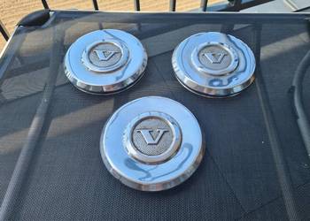Komplet Zabytkowych Kołpaków Kołpaki Dekielki Volvo 140 oraz 240 Chrom
