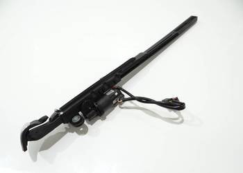 PODAJNIK PASA PRAWY BMW E92 9165378