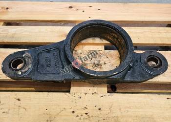 Wspornik osi przedniej Case Puma 130, 145, 150