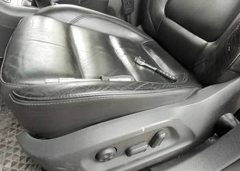 Fotele kanapa czarna Skóra isofix VW Tiguan
