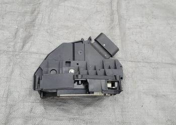 FORD FIESTA MK7 ZAMEK DRZWI PRAWY PRZÓD AM5A-U21812-BE