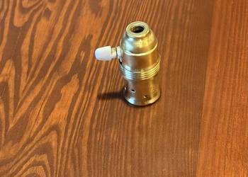 Stara przedwojenna oprawka mosiężna z wyłącznikiem gwint E14