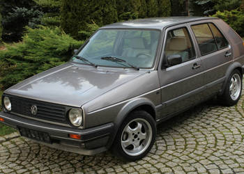 Volkswagen Golf 1.6 Benzyna 5 drzwi Oldtimer 1988 II (1983-1992)