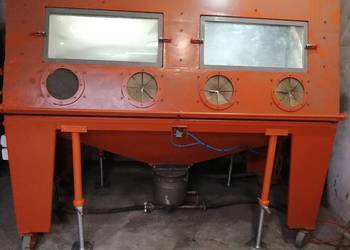 Piaskarka kabinowa 1600 litrów