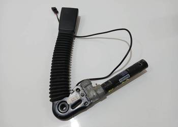NAPINACZ PASA PRAWY  PRZÓD BMW E60 E61 OE 6982520 (4642384)