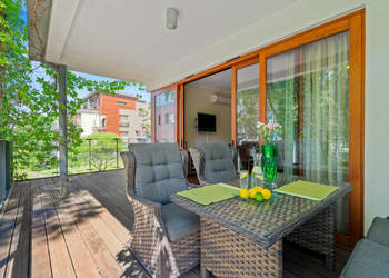 Apartament z dużym tarasem nad Zalewem Zegrzyńskim