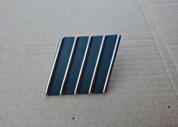 Emblemat znaczek logo przod przedni Fiat 126p Maluch Elegant