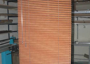 Żaluzja aluminiowa 25mm 67x116 L